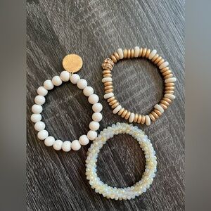 Neutral bracelet stack
